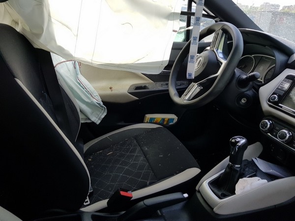 99#5273 Autovettura Nissan Micra in vendita - foto 19