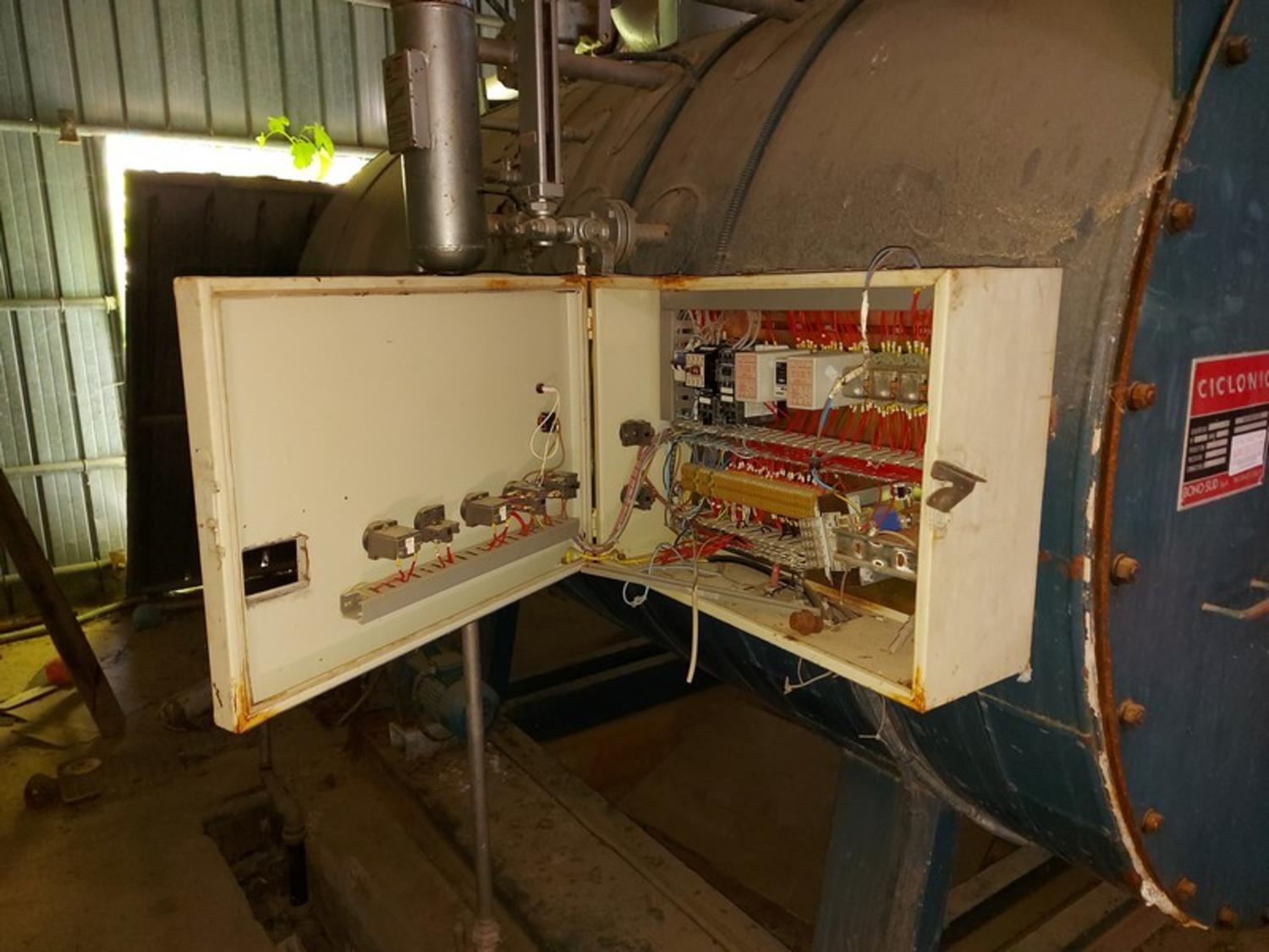 Lot Industrial boilers for the production of steam