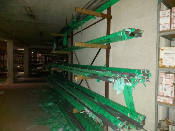 3#5285 Profili in alluminio e scaffalature in vendita - foto 21