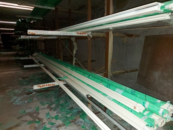 3#5285 Profili in alluminio e scaffalature in vendita - foto 35