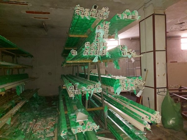 3#5285 Profili in alluminio e scaffalature in vendita - foto 68
