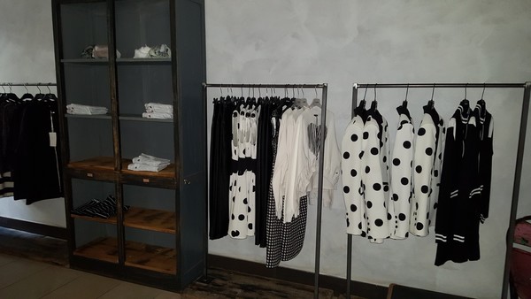10#5286 Capi di abbigliamento in vendita - foto 11