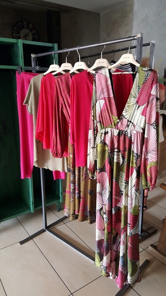 11#5286 Capi di abbigliamento in vendita - foto 5