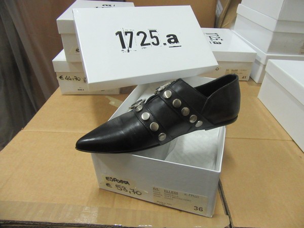 12#5286 Stivali con tacco e scarpe in vendita - foto 21
