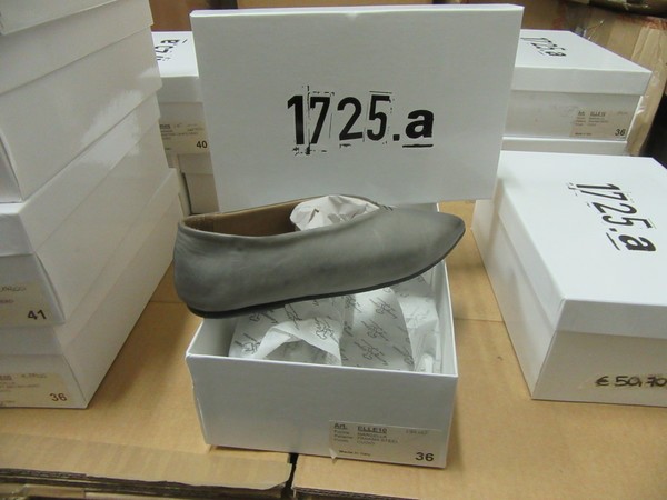 12#5286 Stivali con tacco e scarpe in vendita - foto 24