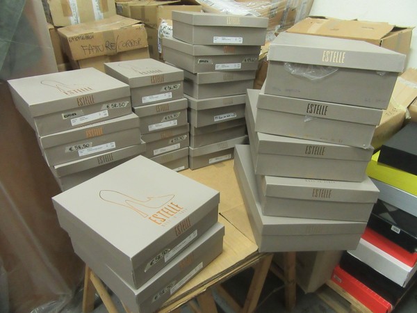 12#5286 Stivali con tacco e scarpe in vendita - foto 29