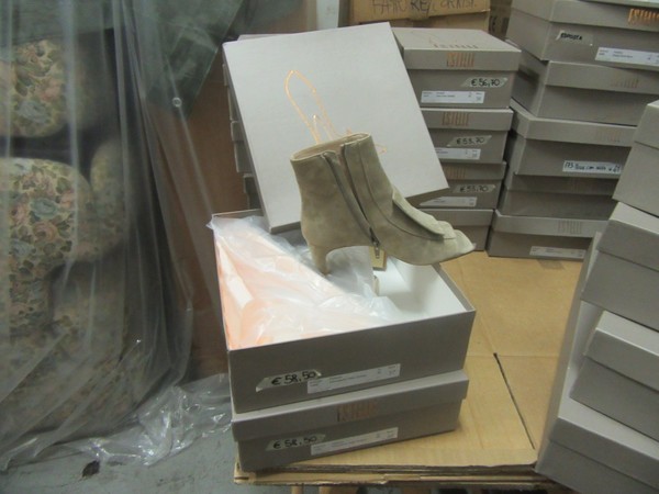 12#5286 Stivali con tacco e scarpe in vendita - foto 30