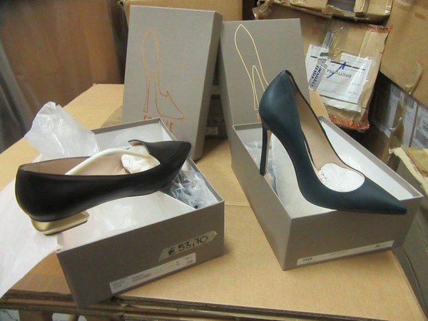 12#5286 Stivali con tacco e scarpe in vendita - foto 44