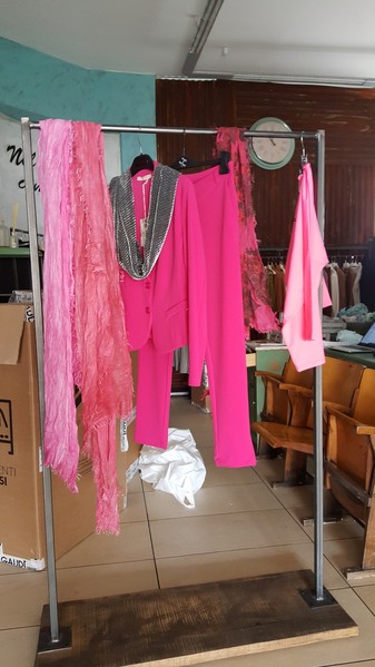 5#5286 Capi di abbigliamento in vendita - foto 5