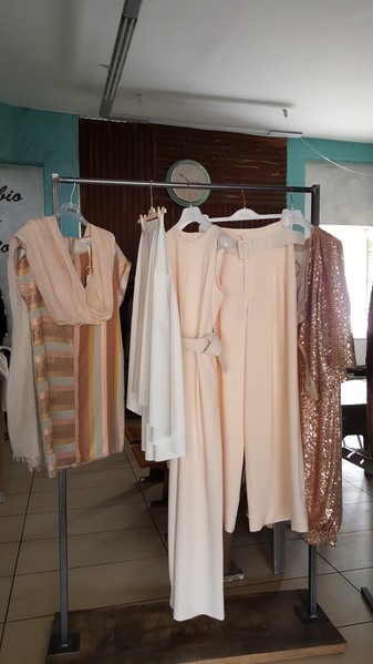 6#5286 Capi di abbigliamento in vendita - foto 6