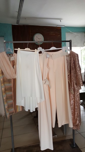 6#5286 Capi di abbigliamento in vendita - foto 7