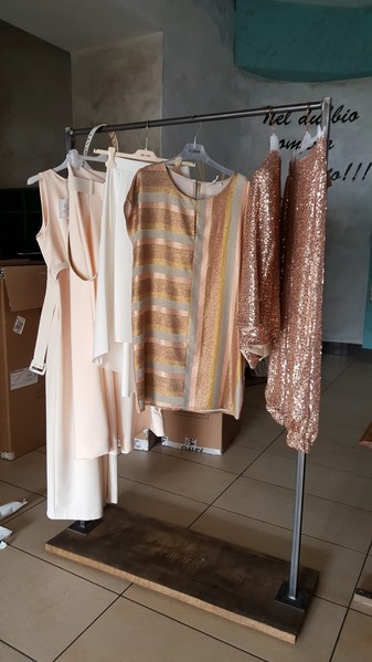 6#5286 Capi di abbigliamento in vendita - foto 10