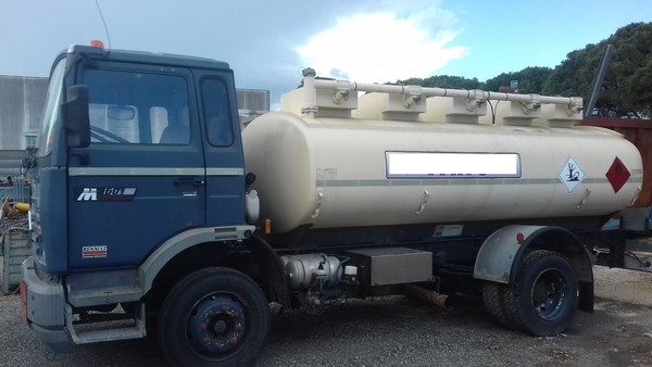 Autocarri in vendita