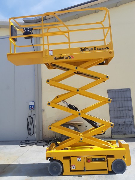 1#5297 Piattaforma aerea verticale a pantografo a libro a forbice Haulotte Optimum 8 in vendita - foto 1