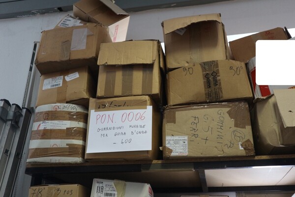16#53000 Materiale elettrico e strumenti per impianti di telecomunicazione in vendita - foto 109