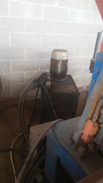 2#5302 Taglierina per tralicci Edilvibro in vendita - foto 13