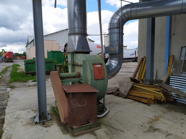 15#5304 Silos esterno di aspirazione polveri con ventilatore UNIVET in vendita - foto 5