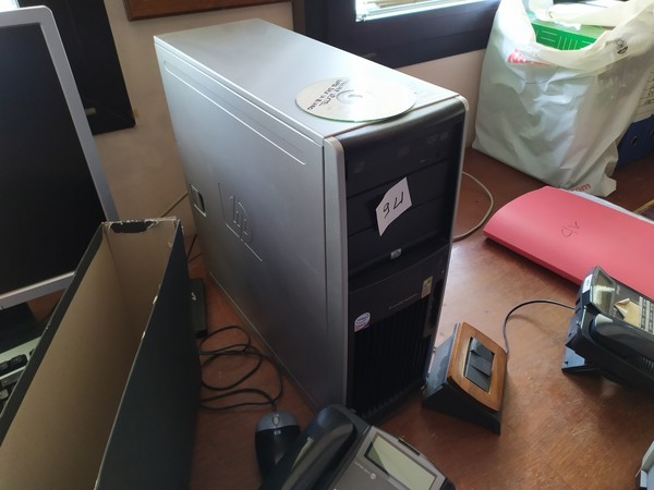 20#5304 Arredo e macchine elettroniche da ufficio in vendita - foto 3