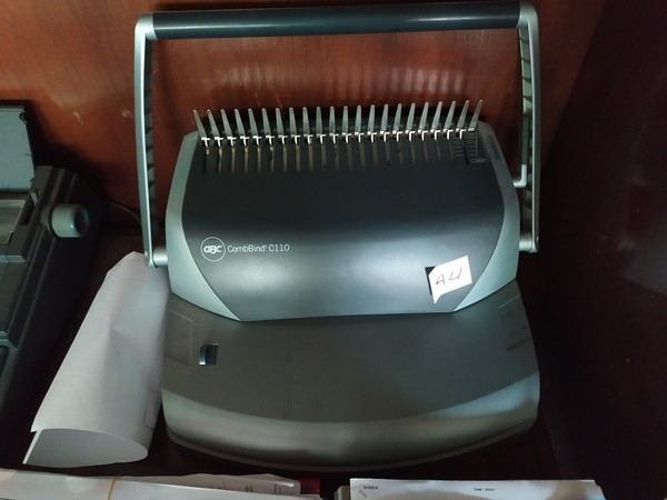 20#5304 Arredo e macchine elettroniche da ufficio in vendita - foto 9