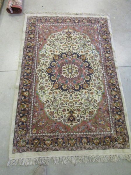 27#5304 Tappeti e centri in pizzo in vendita - foto 13