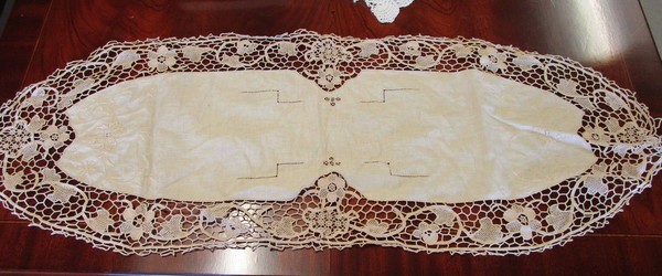27#5304 Tappeti e centri in pizzo in vendita - foto 35
