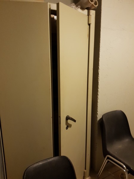 3#5306 Armadi di sicurezza metallici in vendita - foto 2