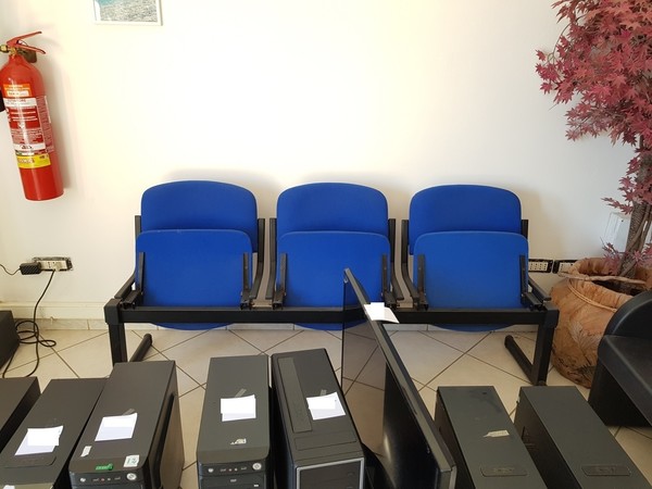 6#5306 Arredi e attrezzature ufficio in vendita - foto 3