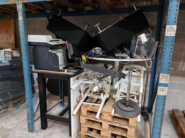 1#5307 Complementi d'arredo e macchine elettroniche da ufficio in vendita - foto 9