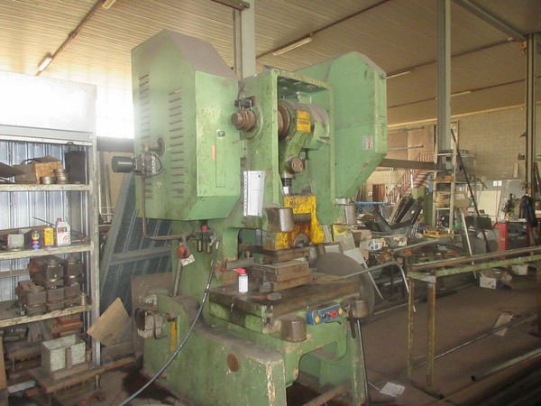 1#5308 Cessione di azienda dedita ad attività di fabbricazione di strutture metalliche in vendita - foto 1