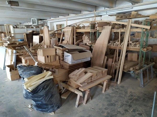 21#5317 Magazzino mobili semilavorati e prodotti finiti in vendita - foto 1