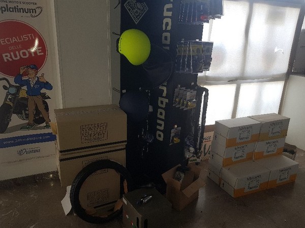 8#5318 Ricambi Piaggio in vendita - foto 41