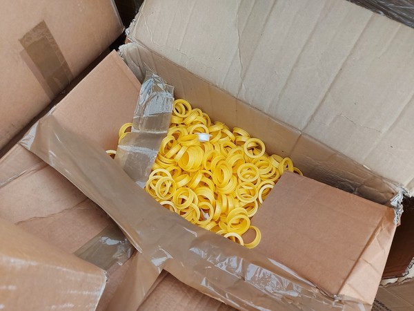 1#5319 Tessuti e articoli per feste in vendita - foto 5