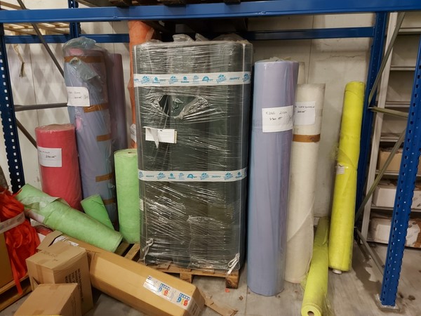 1#5319 Tessuti e articoli per feste in vendita - foto 13