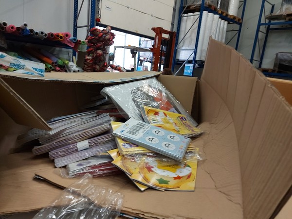 1#5319 Tessuti e articoli per feste in vendita - foto 22