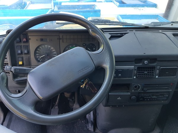 10#5322 Autocarro Iveco 35E in vendita - foto 20