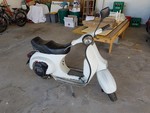 Image 4 - Piaggio Vespa 125 motorcycle - Lot 13 (Auction 5322)