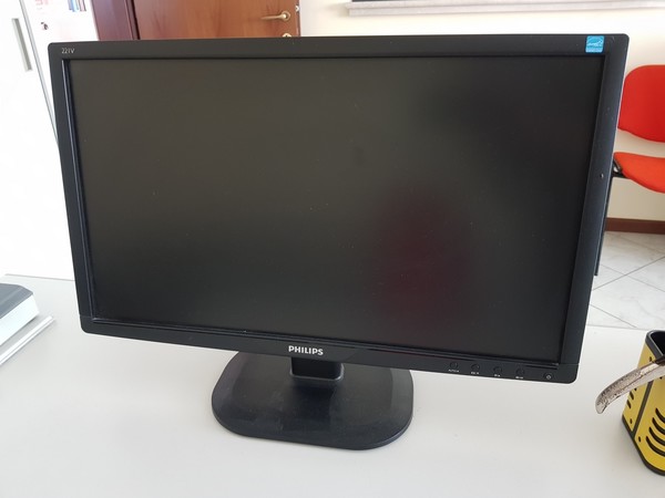 15#5322 Arredi e macchine elettroniche da ufficio in vendita - foto 11