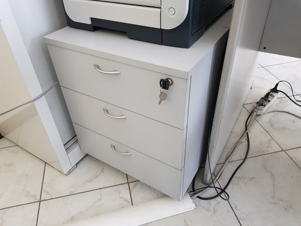 15#5322 Arredi e macchine elettroniche da ufficio in vendita - foto 19
