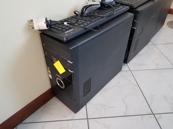 15#5322 Arredi e macchine elettroniche da ufficio in vendita - foto 20