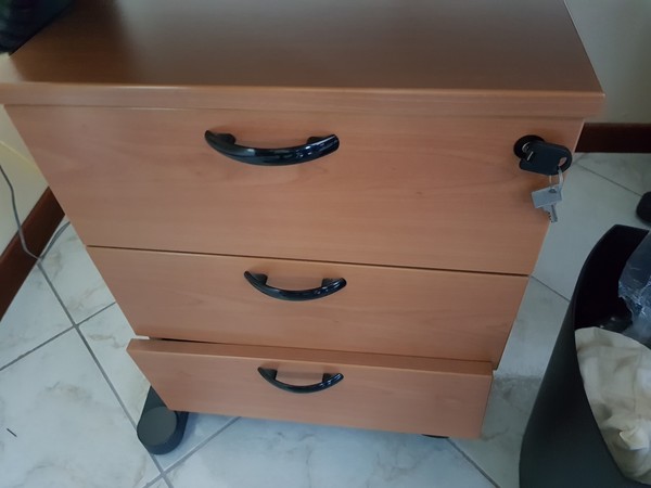 15#5322 Arredi e macchine elettroniche da ufficio in vendita - foto 31