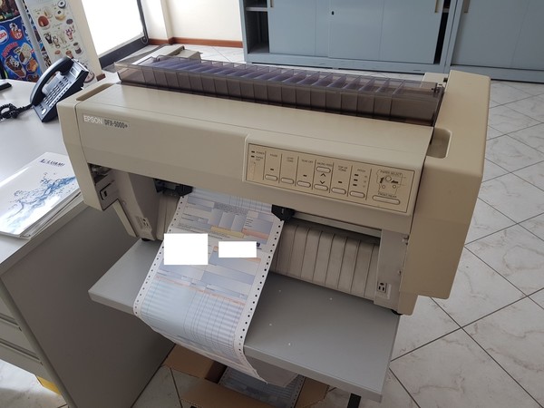 15#5322 Arredi e macchine elettroniche da ufficio in vendita - foto 44