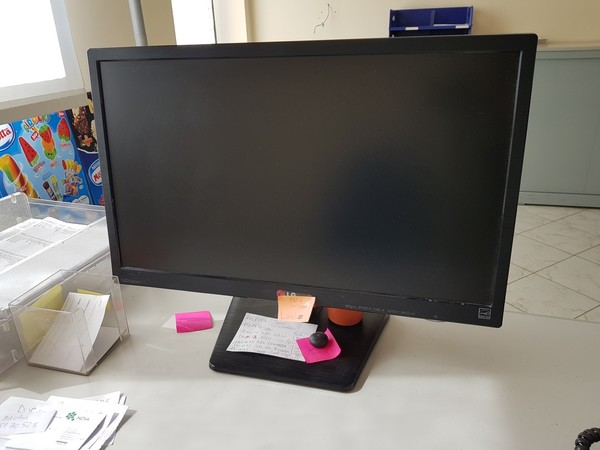 15#5322 Arredi e macchine elettroniche da ufficio in vendita - foto 45