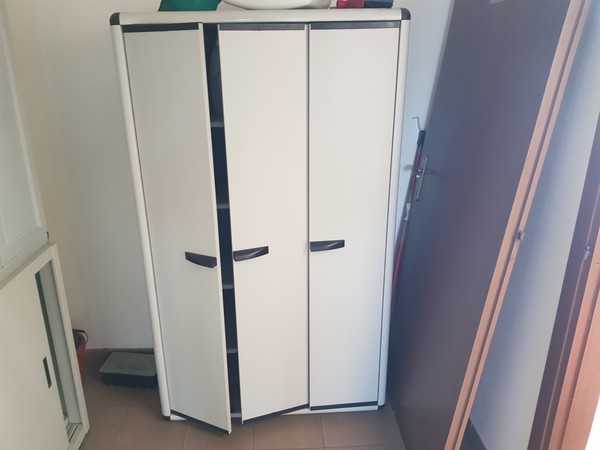 15#5322 Arredi e macchine elettroniche da ufficio in vendita - foto 51