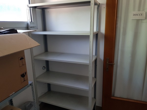 15#5322 Arredi e macchine elettroniche da ufficio in vendita - foto 58