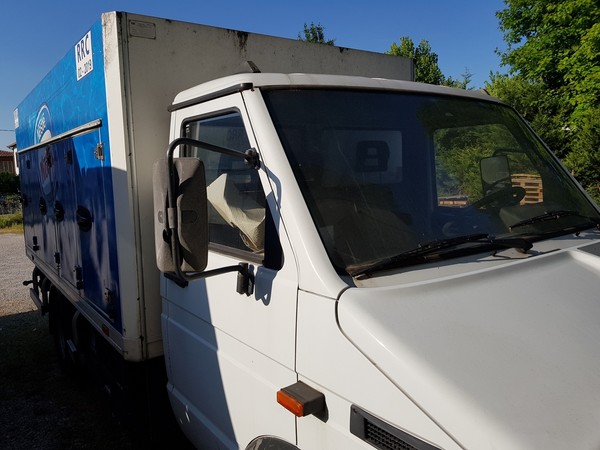 3#5322 Autocarro Iveco 59E12 Daily in vendita - foto 4