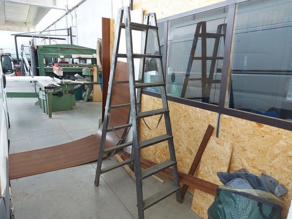 3#5324 Banchi da lavoro in vendita - foto 5