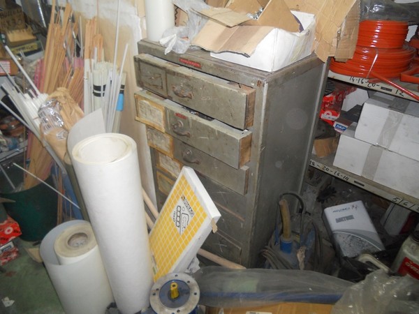 27#5325 Attrezzatura e arredo per officina in vendita - foto 146