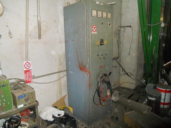 27#5325 Attrezzatura e arredo per officina in vendita - foto 191