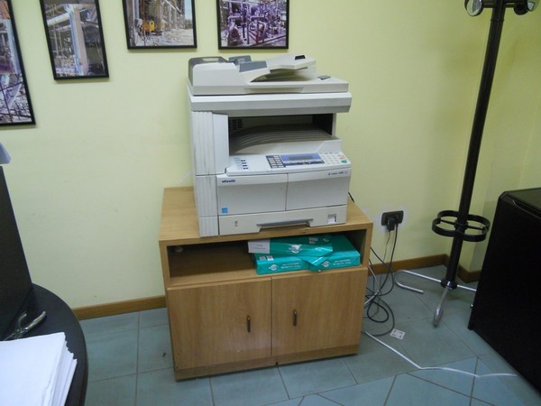 30#5325 Arredo e attrezzatura informatica per ufficio e sala riunione in vendita - foto 9