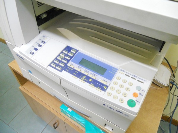 30#5325 Arredo e attrezzatura informatica per ufficio e sala riunione in vendita - foto 14